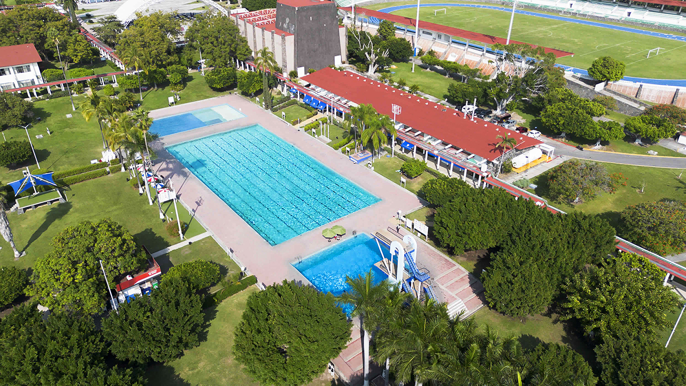 Alberca olímpica y fosa de clavados Centro Vacacional IMSS Oaxtepec